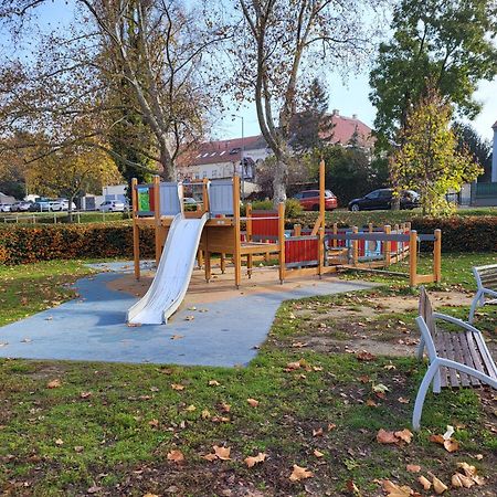 Residence Oasis Győr Extérieur photo