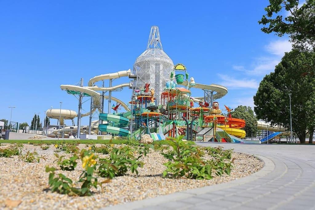 Residence Oasis Győr Extérieur photo